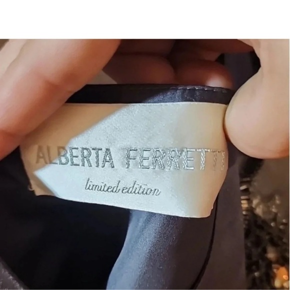 Elegant Gray Embellished Evening Gown Moxi , limited Alberta Foretti Event 8 - Picture 12 of 14